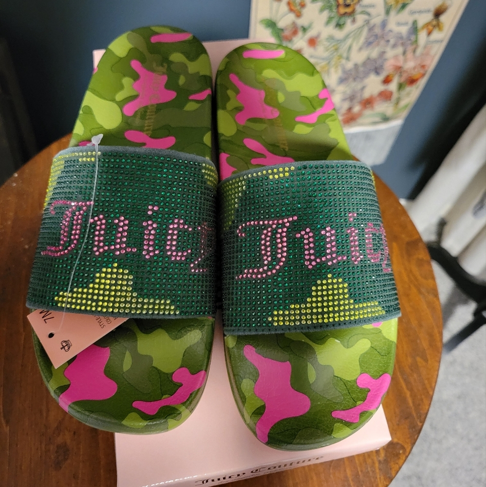 Juicy Couture sequin camo sandals sz 7. NWT